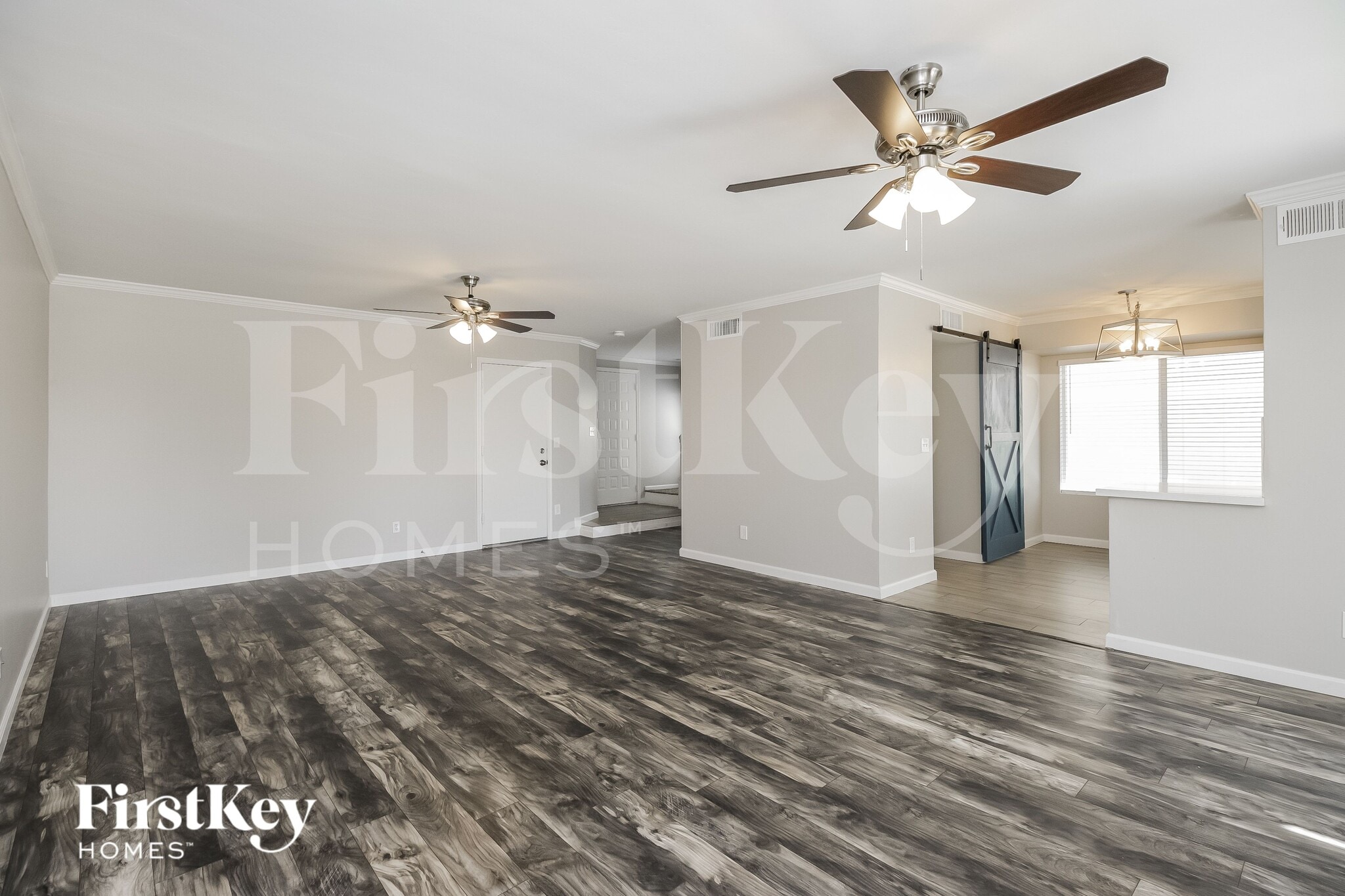 Building Photo - 5359 E Elmwood St