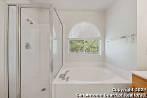 Building Photo - 688 La Bahia Loop