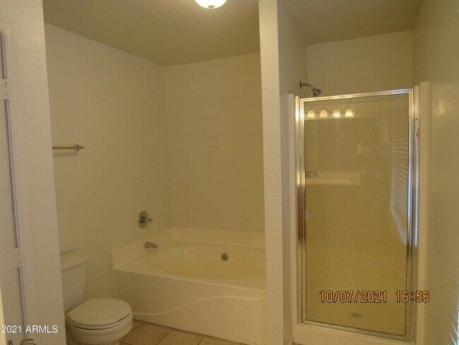 Building Photo - 2311 E Hazeltine Way