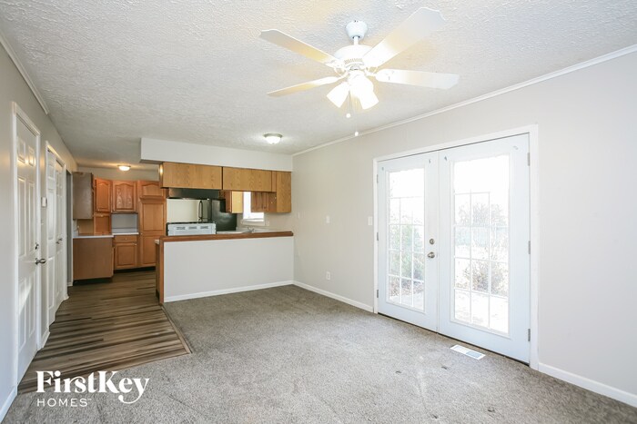 Building Photo - 11319 Wolf Ln