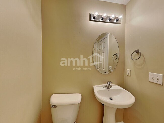 Building Photo - 2615 River Meade Way