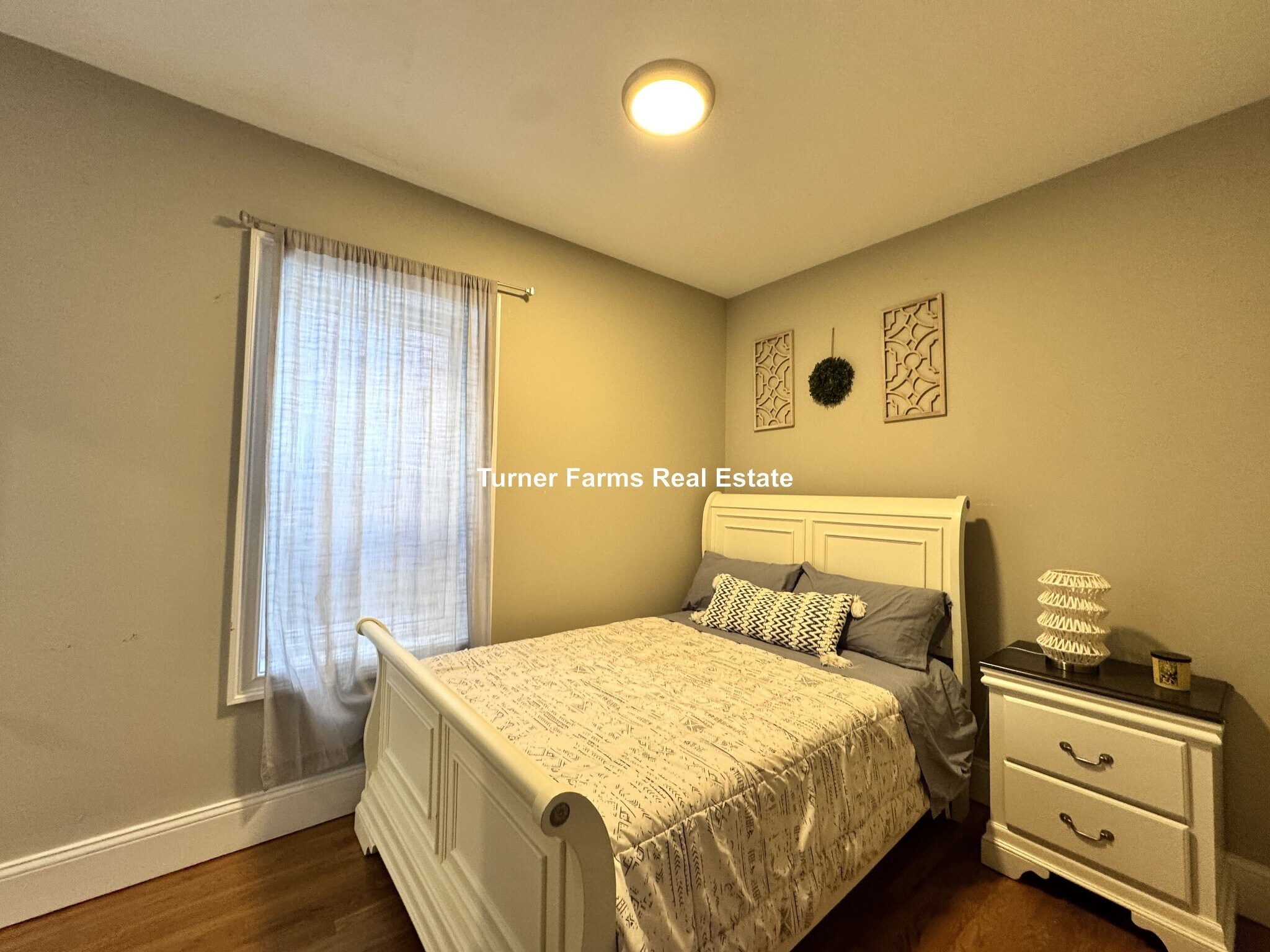 Building Photo - 179 Babcock St