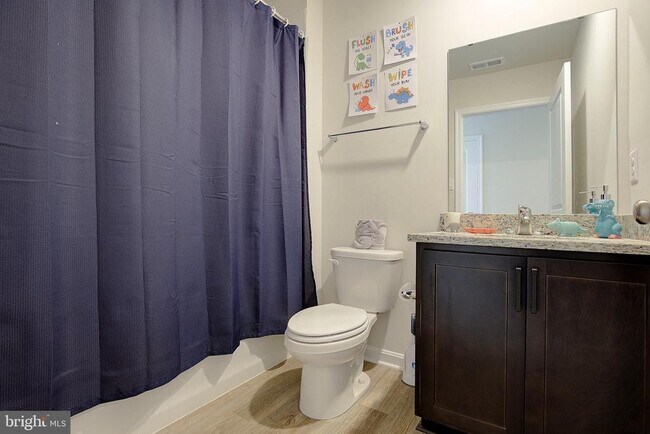 Building Photo - 134 Charming Frst Ave