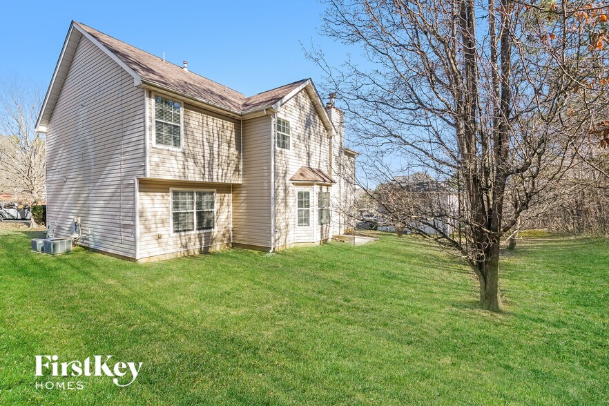 Building Photo - 2102 Boulder Gate Dr