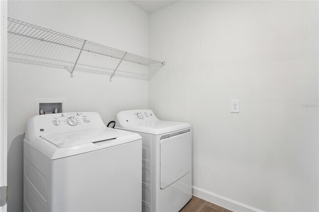 Building Photo - 6692 Homebound Wy