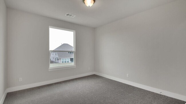 Building Photo - 208 Mirabeau Way