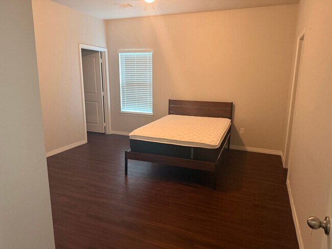 Building Photo - 3 Bedroom Single Family Home in Durant