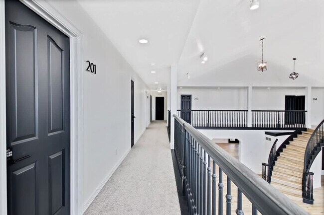Building Photo - 4611 S Merrivale Pl