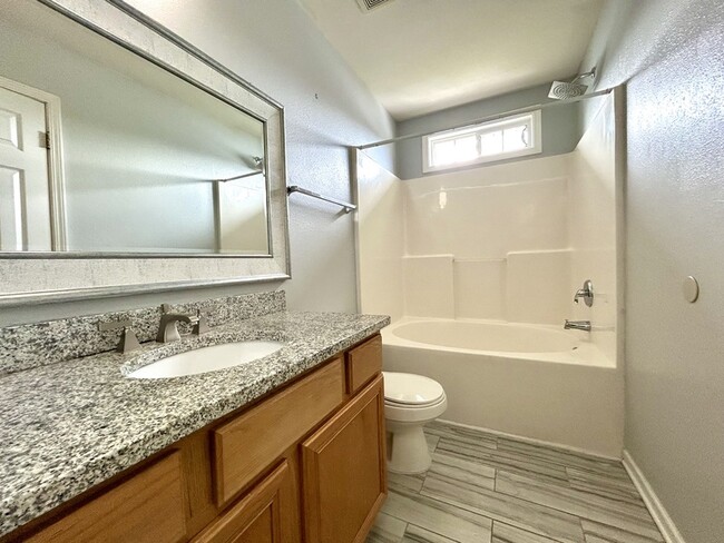 Building Photo - 14742 Lions Pride Ct