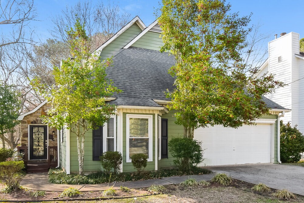 Building Photo - 4805 Shallow Farm Dr NE