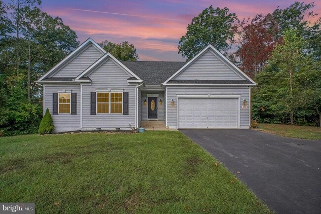 Building Photo - 8052 Buckthorne Run