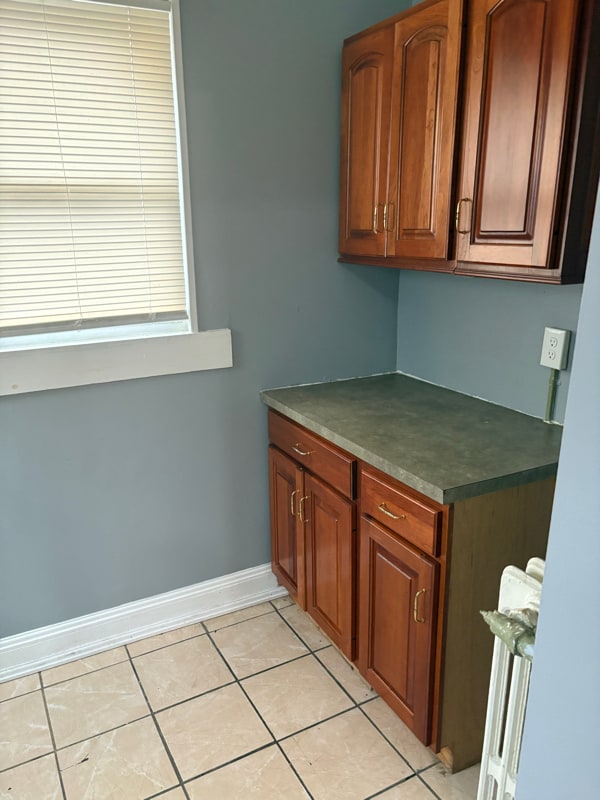 Building Photo - 54 N Morley St