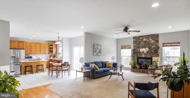 Building Photo - 115 Richard Dr SE