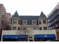 Building Photo - 4715 N Sheridan Rd