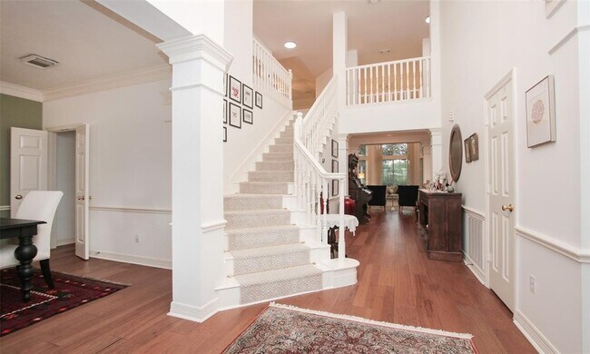 Building Photo - 12123 Mill Stream Way