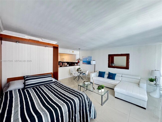 Building Photo - 2501 S Ocean Dr
