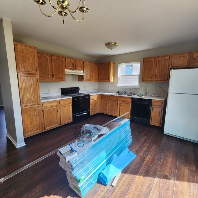 Building Photo - 1527 Flint Lock Ln