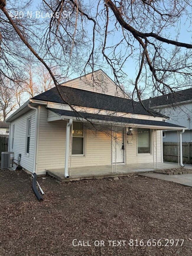 Building Photo - 420 N Blake St