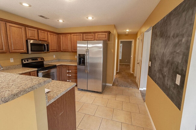 Building Photo - 4207 Black Tail Dr