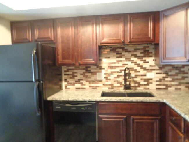 Building Photo - 5854 W 76th Pl