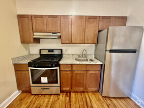 Building Photo - 129 S Broadway