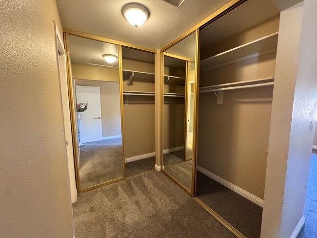 Building Photo - 2488 Turnbridge Glen