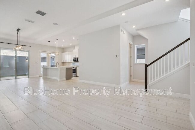 Building Photo - 8451 Nemours Pkwy