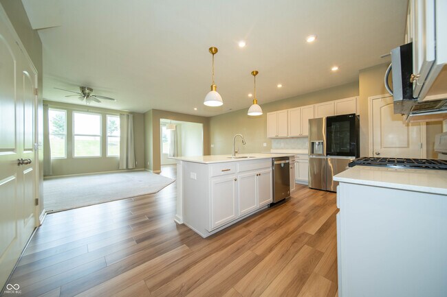 Building Photo - 14158 Bay Willow Dr