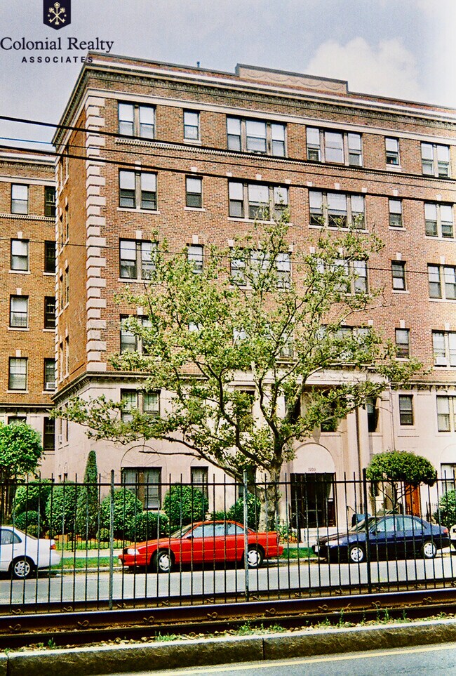 Building Photo - 1999 Commonwealth Ave