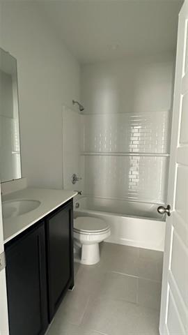 Building Photo - 1713 Mdw Crst Dr