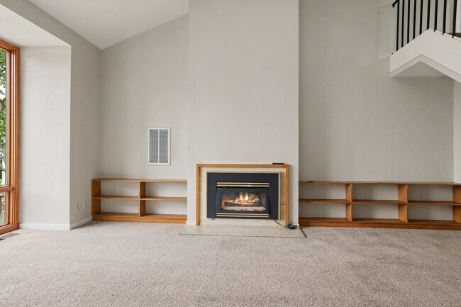 Building Photo - Charming 2 Bedroom Pacific Grove Home with Ocean Views