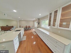Building Photo - 1639 Winding Waye Ln