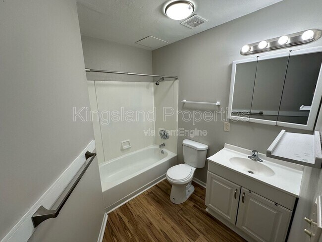 Building Photo - 4250 Castleman Ave