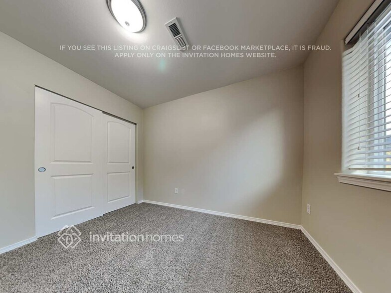 Building Photo - 2531 10th Ct SE