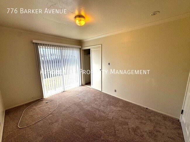 Building Photo - 776 Barker Ave