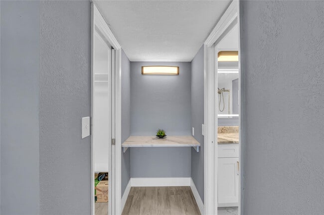 Building Photo - 3001 S Course Dr