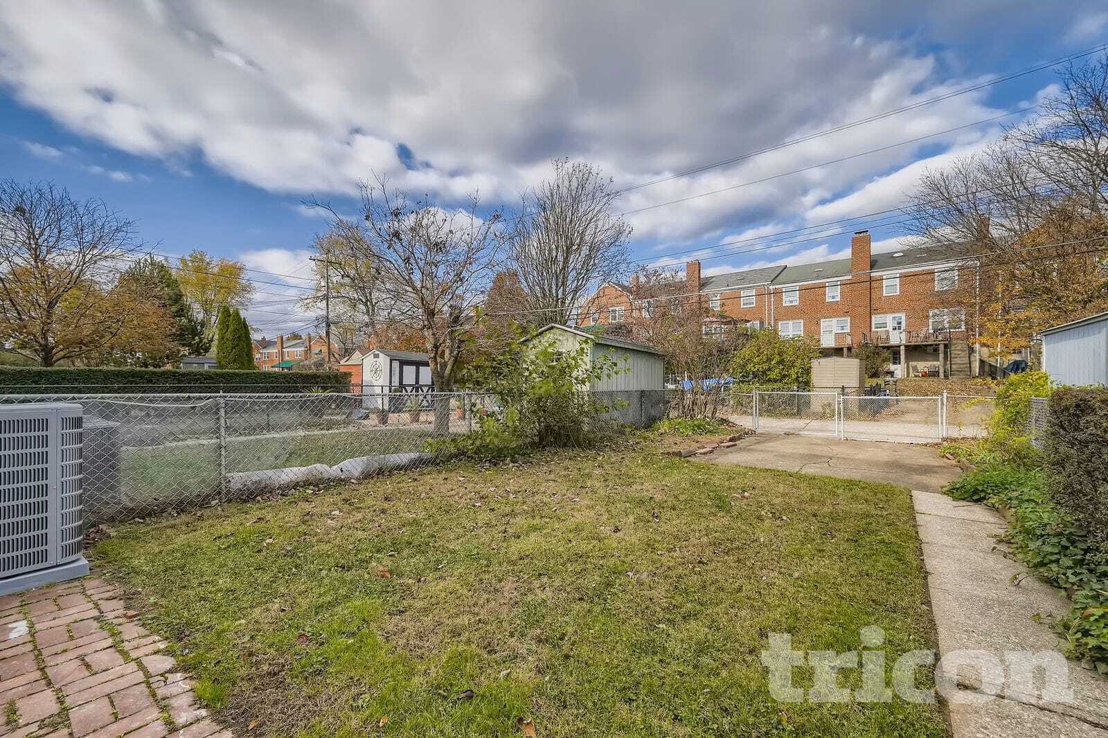 Building Photo - 1546 Glen Keith Blvd