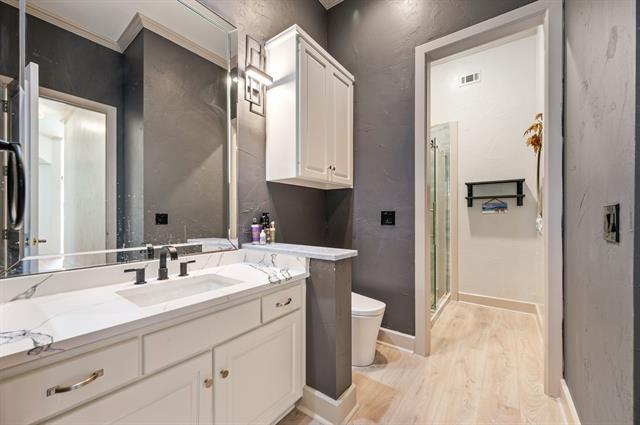 Building Photo - 3700 Watercrest Dr