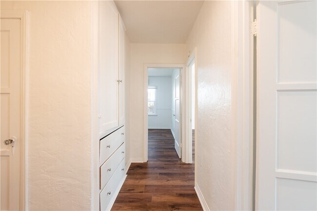 Building Photo - 8930 S Hobart Blvd