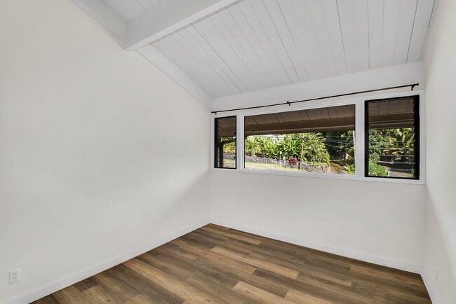 Building Photo - Modern 2 Bedroom 2 Bathroom Ocean View Con...