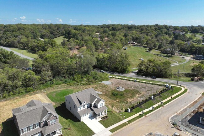 Building Photo - **BE THE VERY FIRST ONE TO LIVE IN THIS BRAND NEW HOME IN THE EXCLUSIVE GREENHILL ESTATES NEIGHBO...