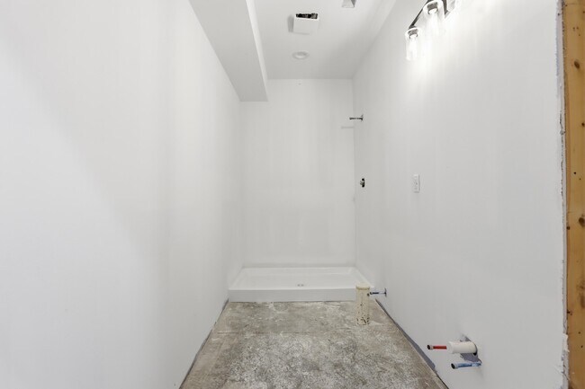 Building Photo - 238 Sugartree Ln