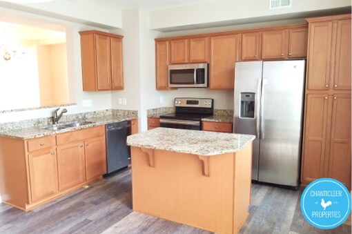 Building Photo - 506 Berry Chase Way
