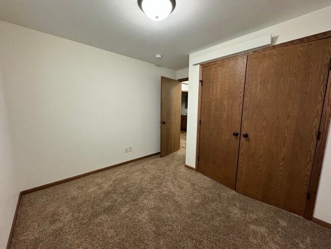 Building Photo - 4126 Mary Plz