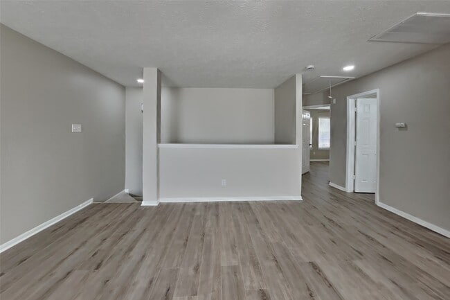 Building Photo - 4834 Elkmont Ct