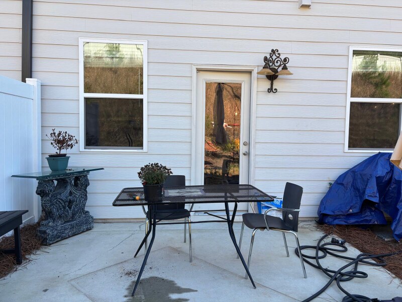 Building Photo - 123 Depot Lndg Rd