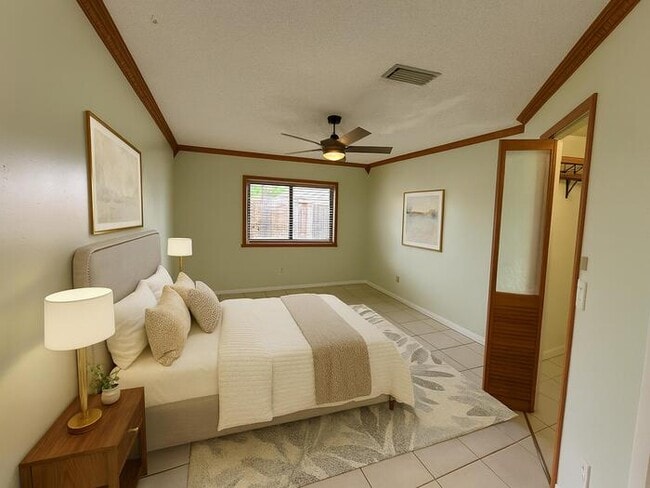 Building Photo - Charming 2BR 2BA Home w/  Full Appliance Suite • Fenced Yard • Driveway Parking in Miramar