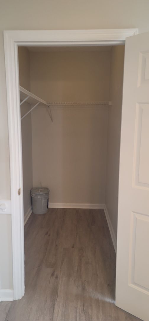 Building Photo - Beautiful 3 Bedroom home w/BONUS ROOM!!