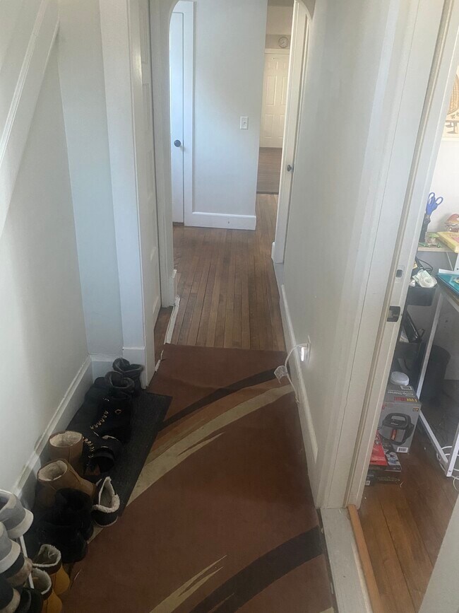 Building Photo - 1334 W Taylor Ave