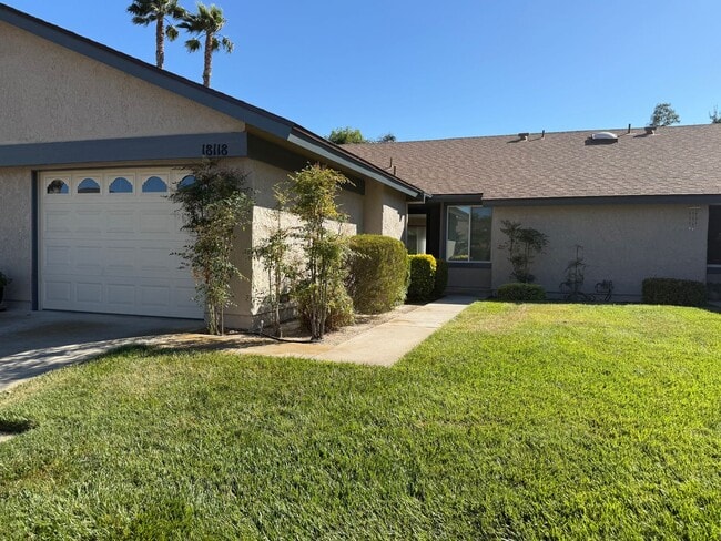 Primary Photo - Beautiful Capri Home in Leisure Village